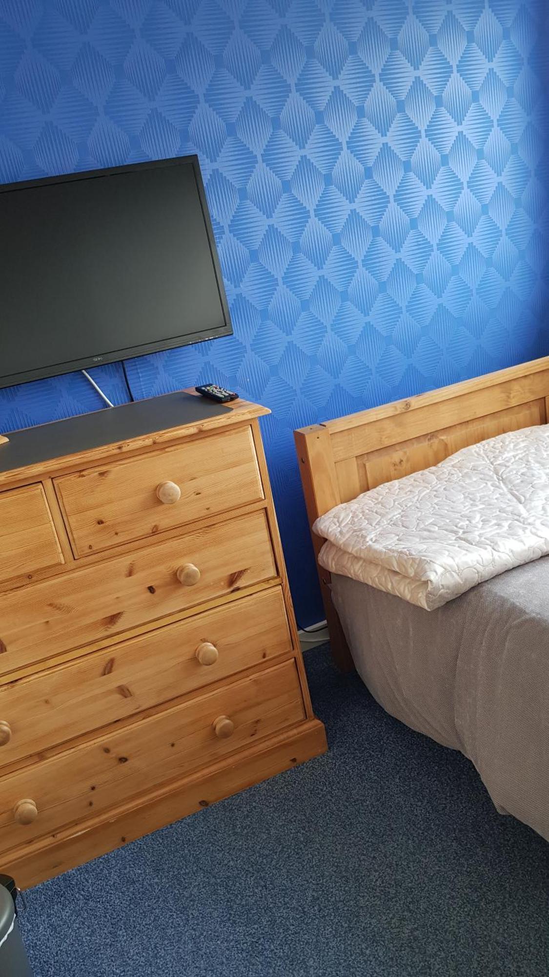 Comfortable Family In * Immingham